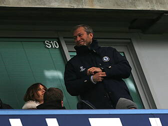 LISTEN: Can football's bil...